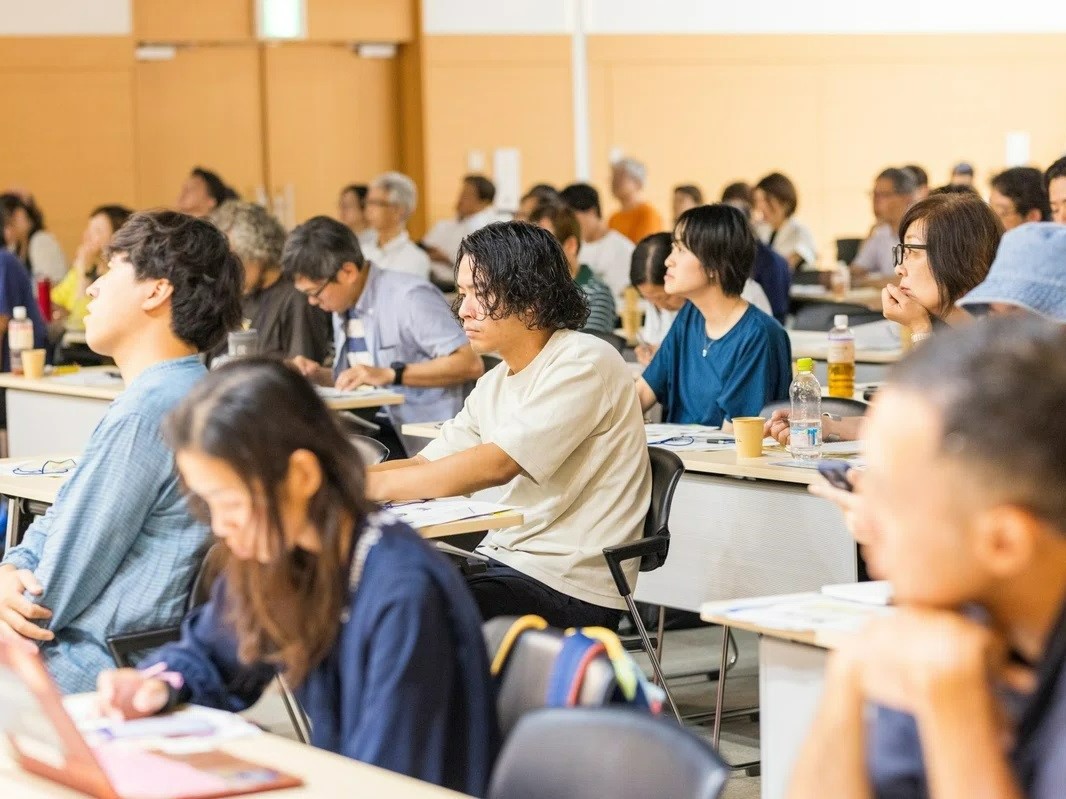 LOCAL BUSINESS HUBかわにしの様子 ※