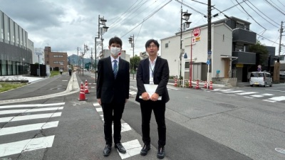 画像：秦野駅北口にぎわい創出担当の旗川さん（右）、千葉さん（左）