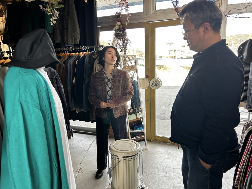 2023年10月に開業したユーロ古着屋「十月十日」店主の原田歩実さん