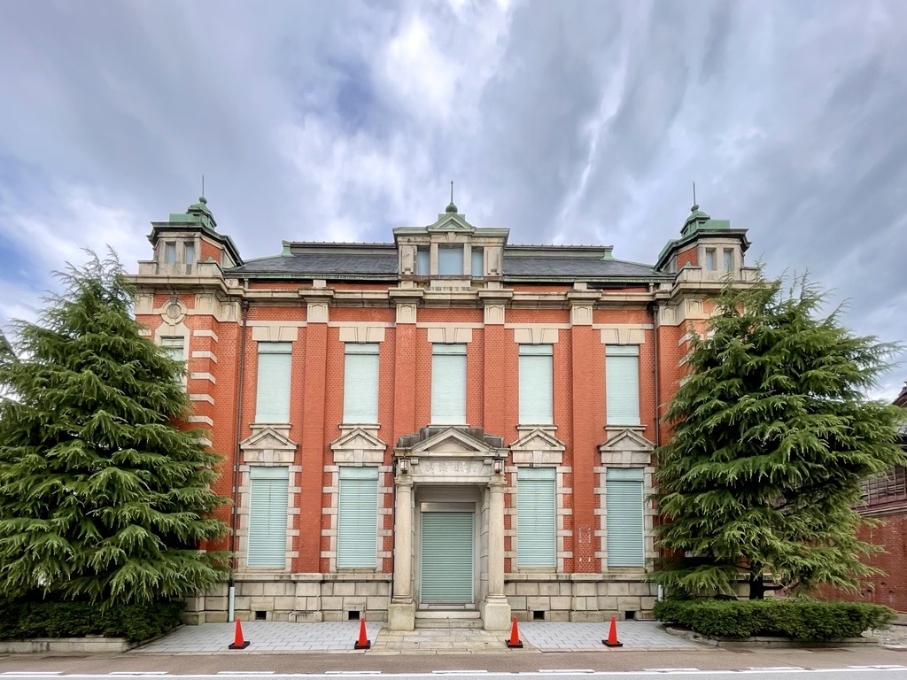 旧高岡共立銀行▲